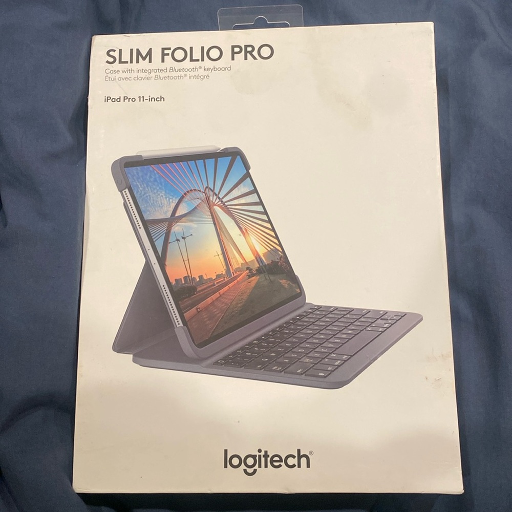 ⌨️ Logitech Slim Folio Pro for Ipad Pro 11” ⌨️